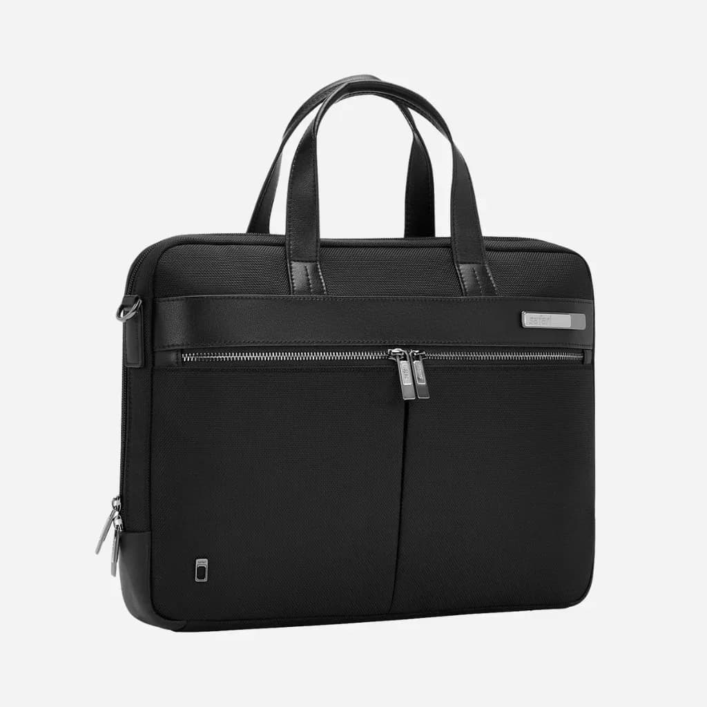 Safari Noble Messenger Bag - Black — product view
