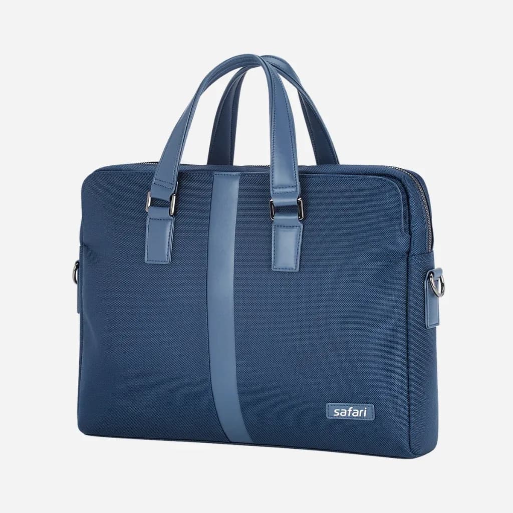 Safari Classic Messenger Bag - Blue — product view